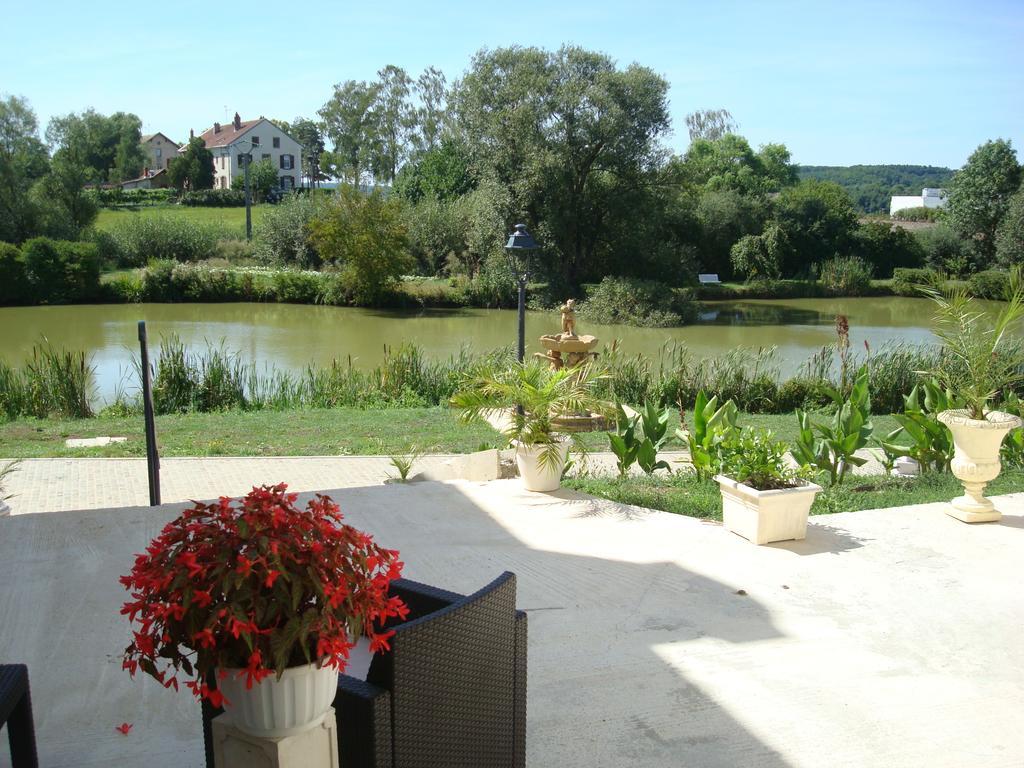 Отель Domaine De Lardoisiere Chateau-Salins Экстерьер фото